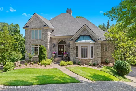 10705 Boxwood Hill Ct, Louisville, KY 40223