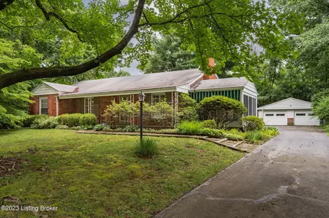 219 Woodcleft Rd, Louisville, KY 40222