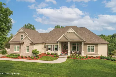 6702 Elmcroft Cir, Louisville, KY 40241