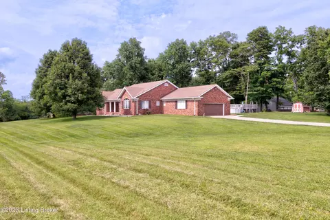132 Millwood Ct, Shepherdsville, KY 40165
