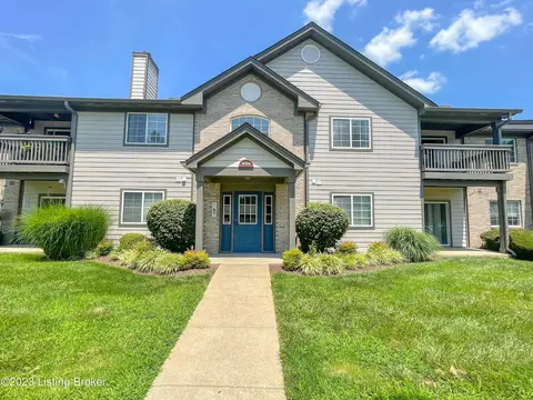 10304 Royce Ct #103, Louisville, KY 40241