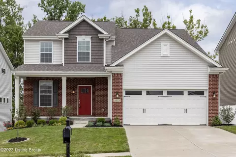 16819 Green Crest Ln, Louisville, KY 40245