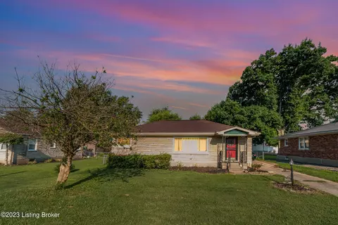 3416 Janell Rd, Louisville, KY 40216