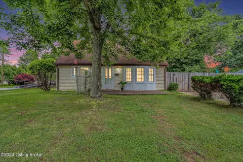 6725 Pendleton Rd, Louisville, KY 40272