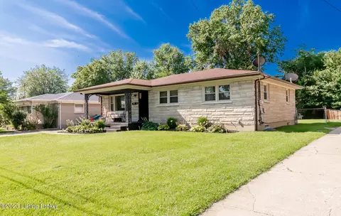 3408 Tuba Dr, Louisville, KY 40216