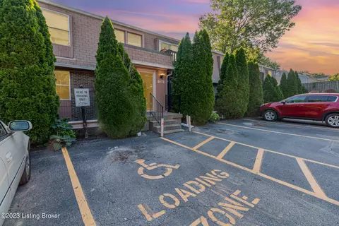 726 Zorn Ave #6, Louisville, KY 40206