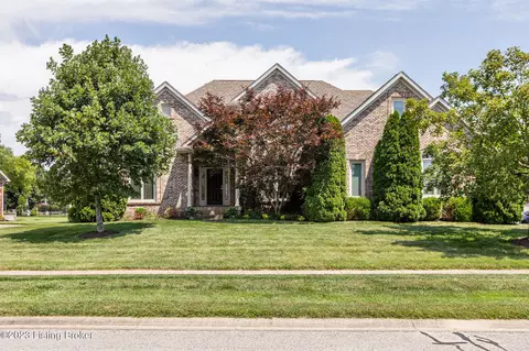 7609 Kendrick Crossing Ln, Louisville, KY 40291