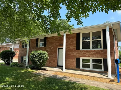 6705 Creston Dr, Louisville, KY 40258