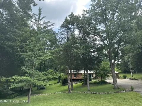 128 Prestwick Ct, Brandenburg, KY 40108