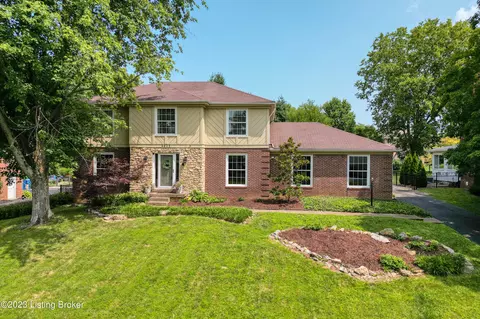 3623 E Locust Cir, Prospect, KY 40059
