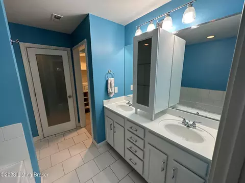 4012 Emerald Spring Pl, Louisville, KY 40245 photo 12