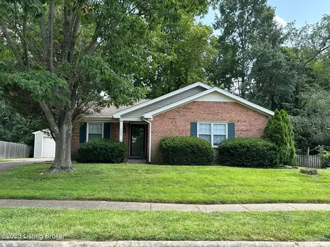 7806 Oxted Ln, Louisville, KY 40222