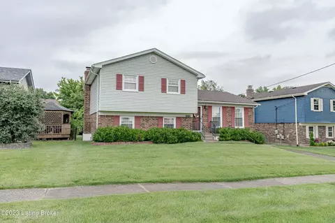10503 Saint Rene Rd, Louisville, KY 40299
