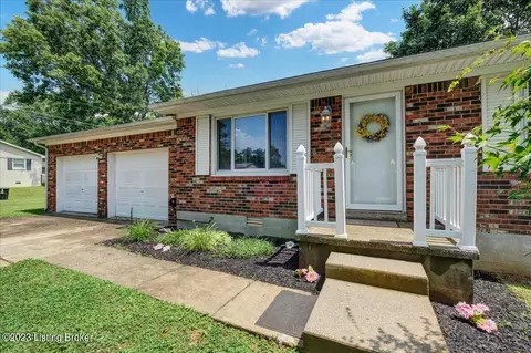 107 Meadow Ln, Bardstown, KY 40004