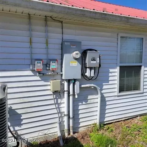 402 Highway 823, Webster, KY 40176 photo 36