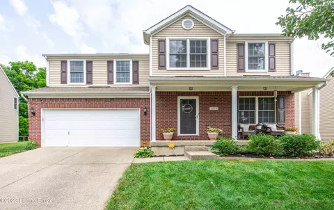 5019 Roaming Plains Ct, Louisville, KY 40229