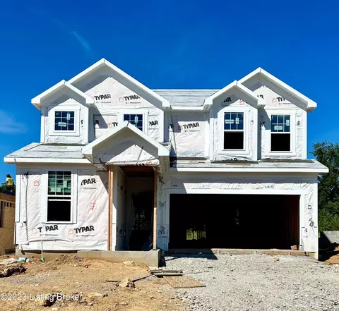 4635 Golden Eagle Dr, Louisville, KY 40245