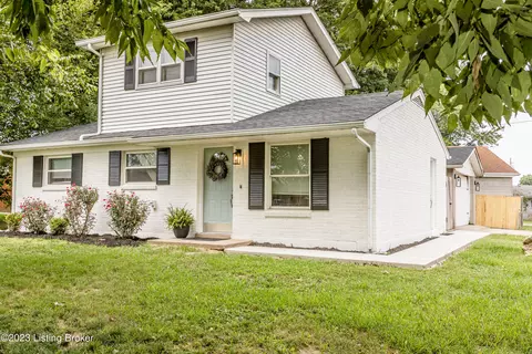 166 Dale Rd, Louisville, KY 40229