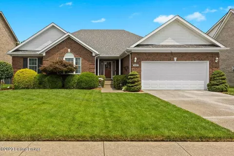 5607 Grandel Blvd, Louisville, KY 40258