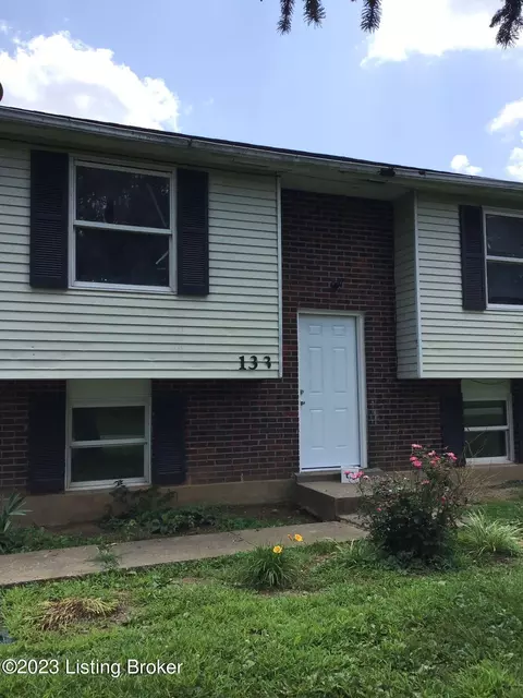 133 Starlite Ct, Louisville, KY 40229