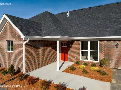 520 Eagle Pointe Dr, Louisville, KY 40214