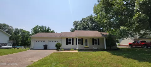 215 Windsor Pl, Brandenburg, KY 40108