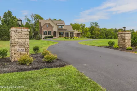 179 Crabapple Ln, Louisville, KY 40245