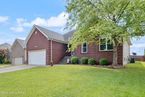 14515 Estate Ridge Blvd, Louisville, KY 40291