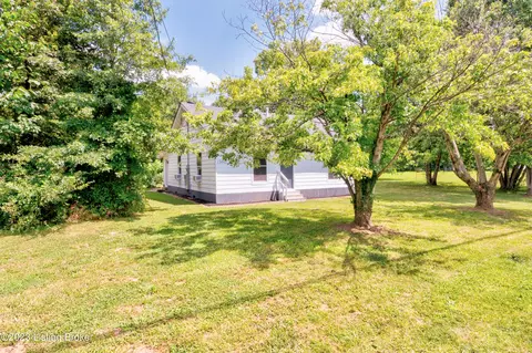 13601 Bohannon Ave, Louisville, KY 40272