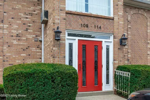 2726 Hollywood Ter #110, Louisville, KY 40206