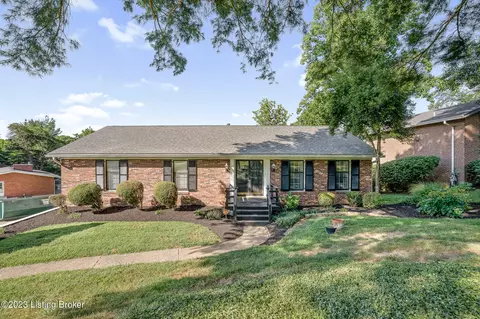 714 Fairhill Dr, Louisville, KY 40207