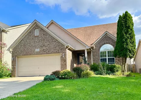 10702 Elkington Ln, Louisville, KY 40241