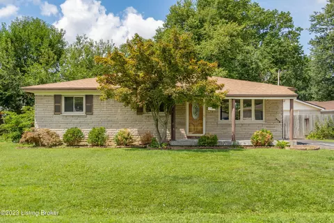 8212 Devonshire Dr, Louisville, KY 40258