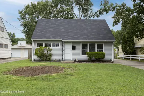 4827 Redwing Way, Louisville, KY 40213