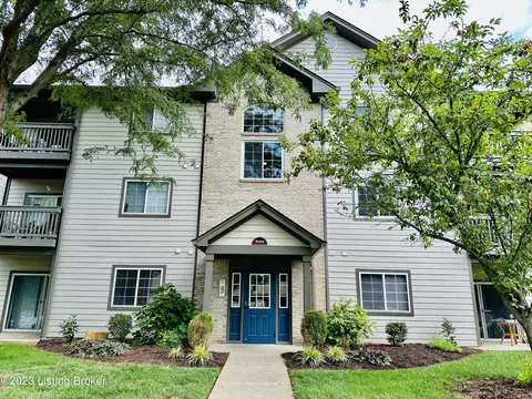 10402 Southern Meadows Dr #101, Louisville, KY 40241