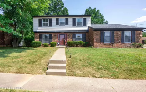 4000 Gingerwood Dr, Louisville, KY 40220