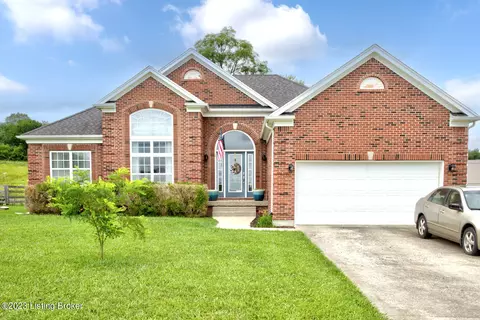 202 Oak Tree Way, Taylorsville, KY 40071