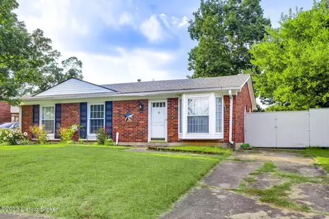 9611 Elm Lake Dr, Louisville, KY 40291