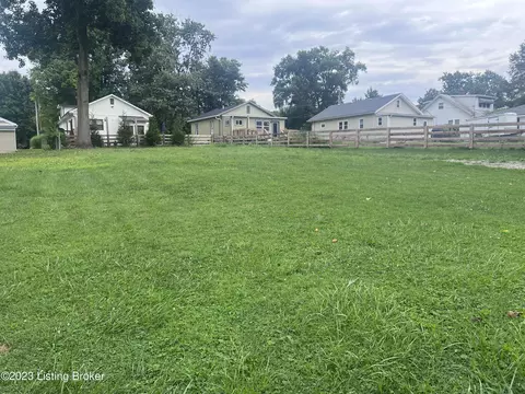 631 N Birchwood Ave, Louisville, KY 40206