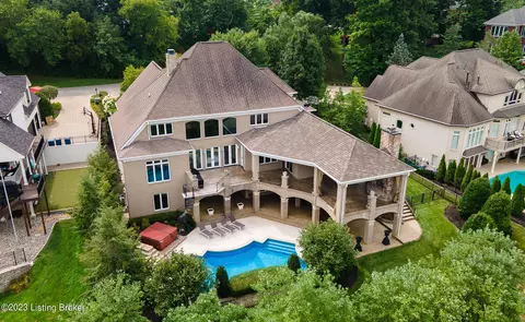 2403 Crystal Springs Pl, Louisville, KY 40245