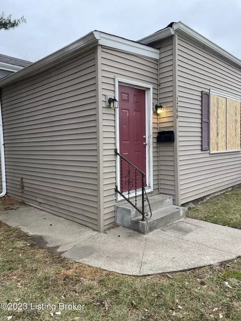 1766 W Oak St, Louisville, KY 40210