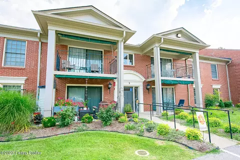 5 Dupont Way #4, Louisville, KY 40207