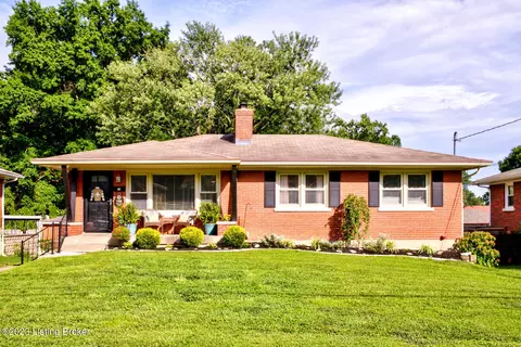 7705 Crestline Rd, Louisville, KY 40214