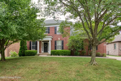 5117 Rock Bluff Dr, Louisville, KY 40241