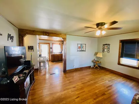 111 Armory Hl, Springfield, KY 40069 photo 2