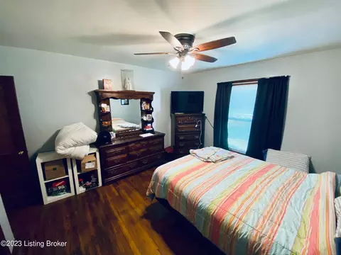 111 Armory Hl, Springfield, KY 40069 photo 9