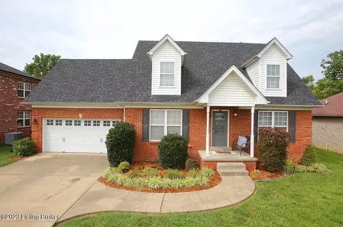 4310 Silver Glade Trl, Sellersburg, IN 47172