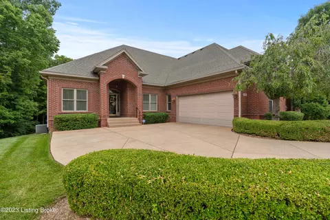 14600 Valencia Dr, Louisville, KY 40245