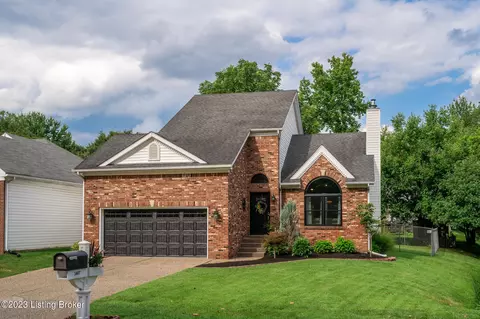 1407 Cadence Ct, Louisville, KY 40222