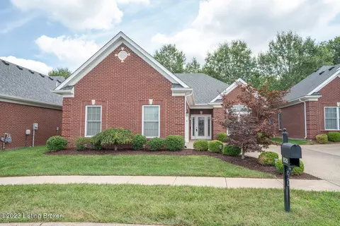 6529 Villa Spring Dr, Louisville, KY 40291